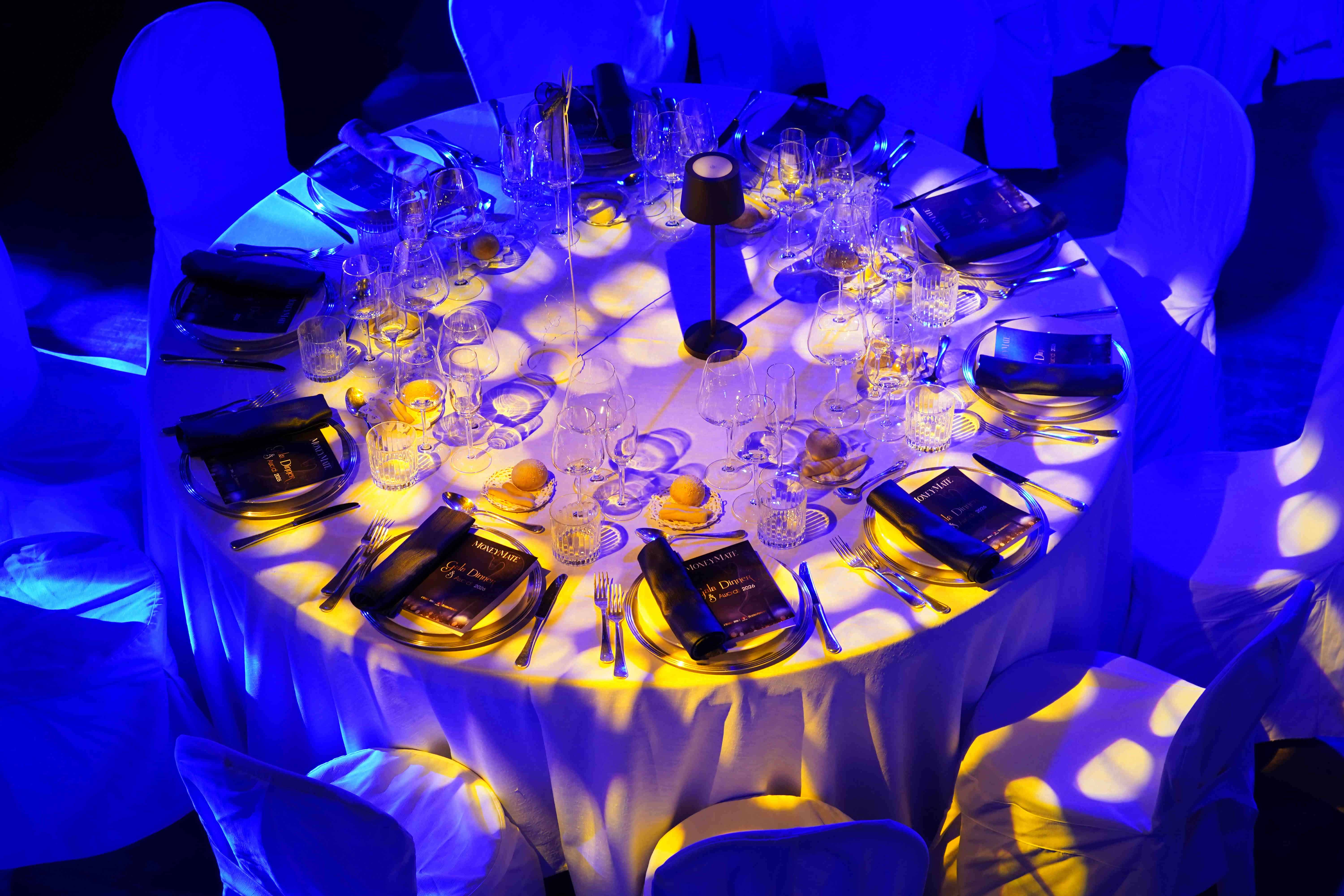 tavoli-gala-dinner-MoneyMate